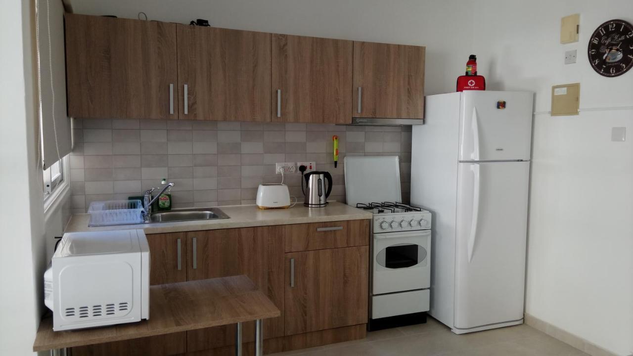 Lca4 Flat For You Apartment Larnaca Exterior foto