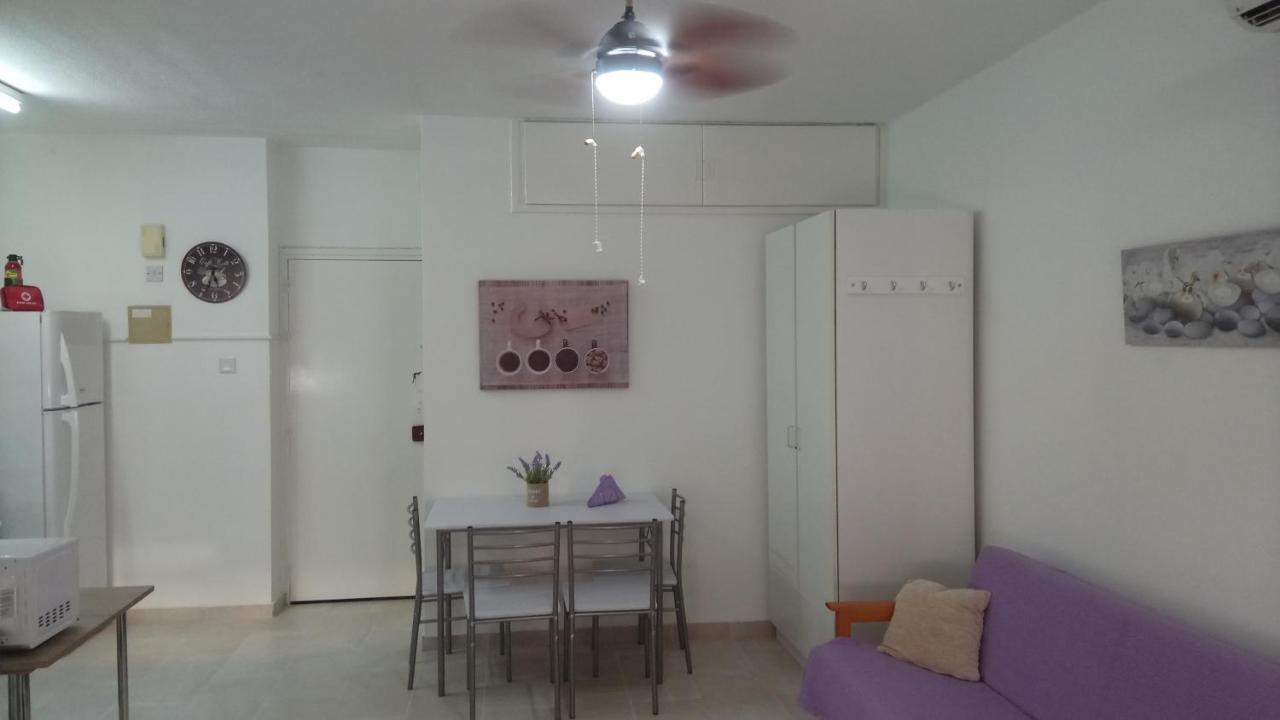 Lca4 Flat For You Apartment Larnaca Exterior foto